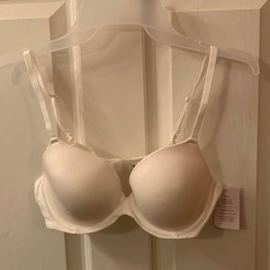 NWT Size 34B White Auden Underwire Bra